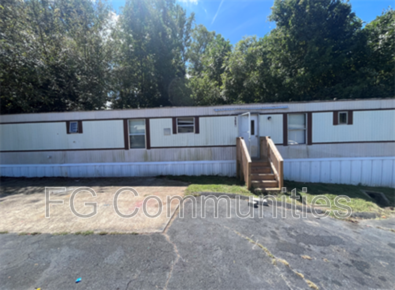 Winston Salem House: 188 Sides Meadow Dr