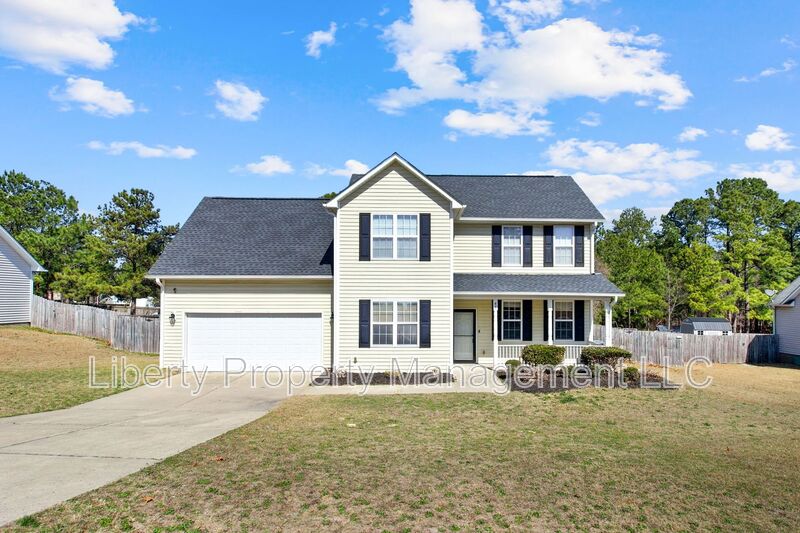 Broadway House: 47 Strike Eagle Drive