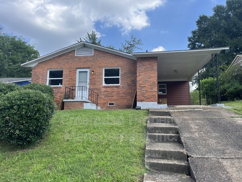 Memphis House: 829 Alida Ave