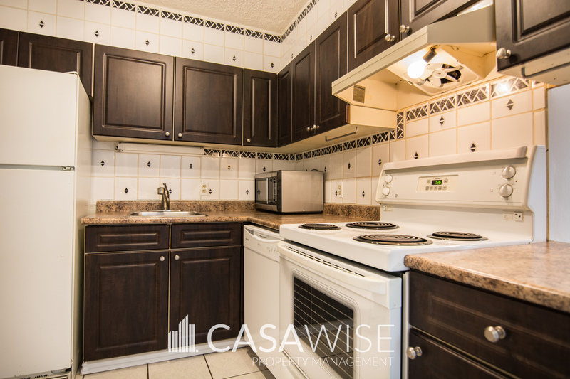 Edmonton House: 207 - 10149 Saskatchewan Drive