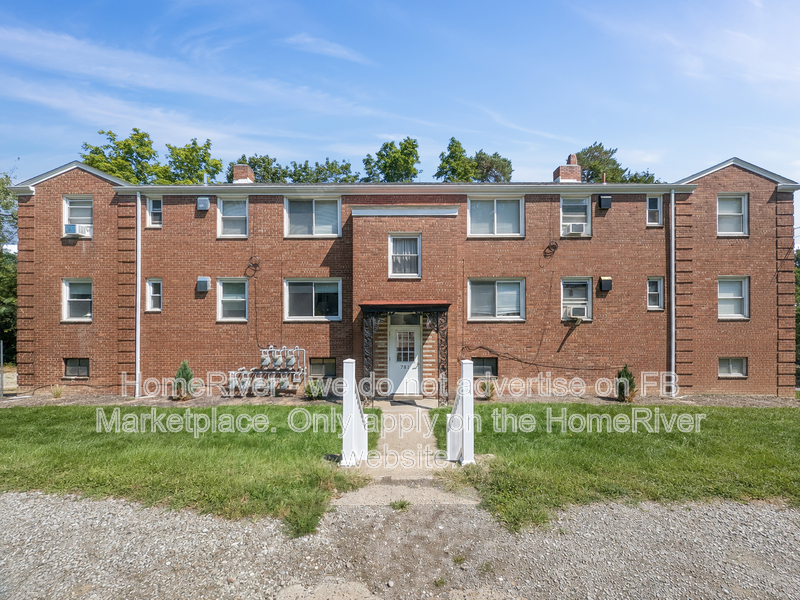 Pittsburgh House: 781 Cooke Dr