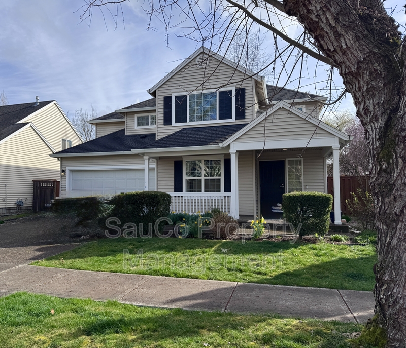 Hillsboro House: 2568 NE 9th Dr