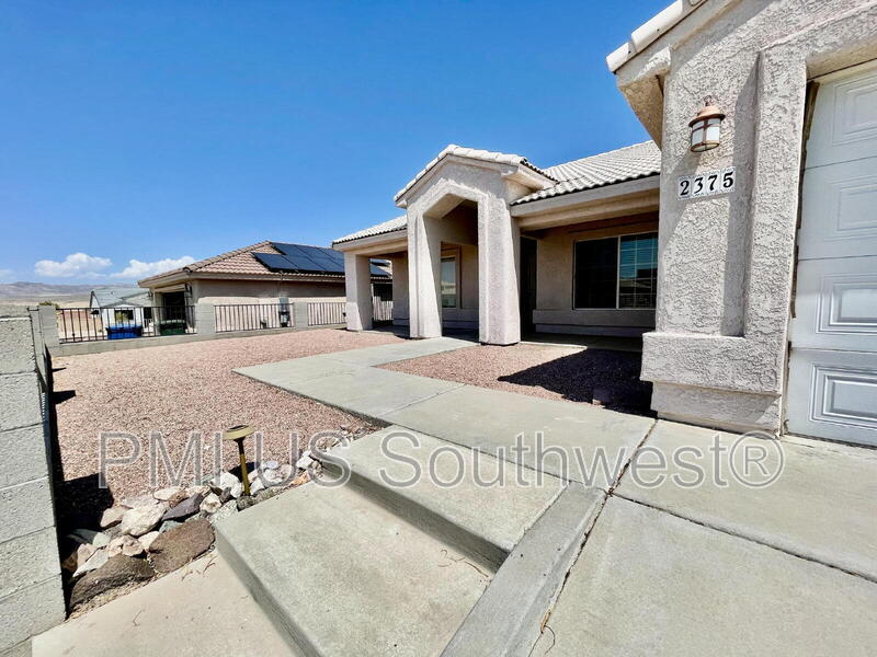 Bullhead City House: 2375 N Ridge Ave