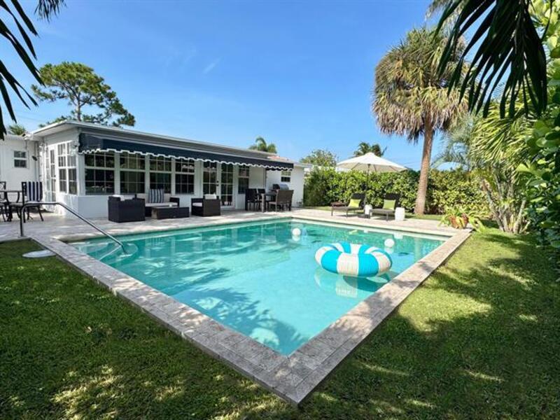 West Palm Beach House: 360 Alhambra Place #360