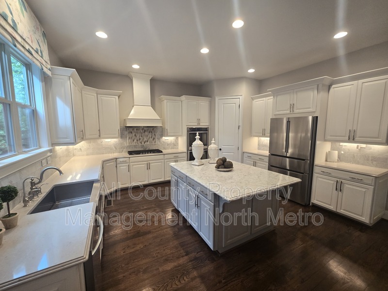 Suwanee House: 6365 Read Road