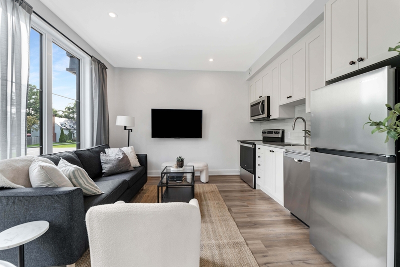 Ottawa House: 155 Sanford Avenue