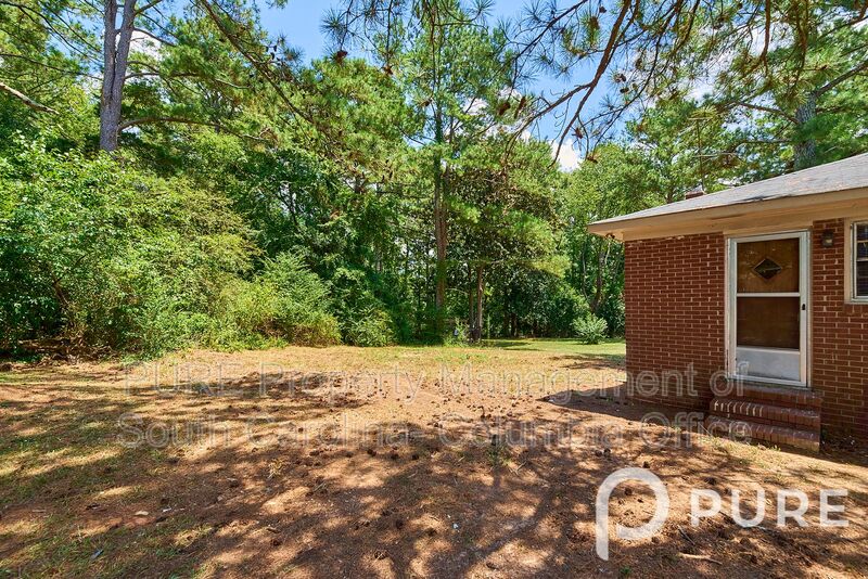 Newberry House: 4444 Dennis Dairy Road