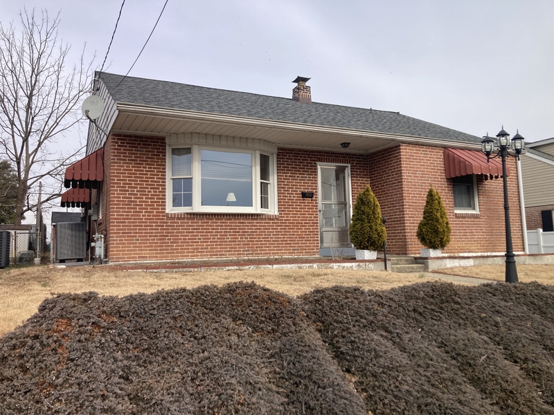 Wilmington House: 705 Fallon Avenue