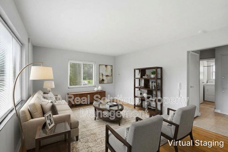 Columbus Condo: 81 N Hampton Rd
