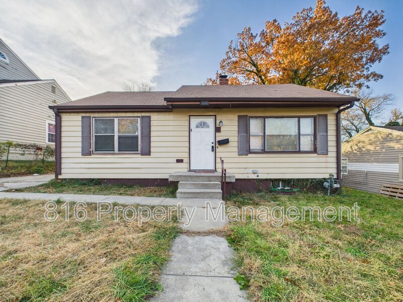 Kansas City House: 4036 Cleveland Ave