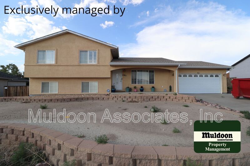 Pueblo West House: 291 W Elgin Dr