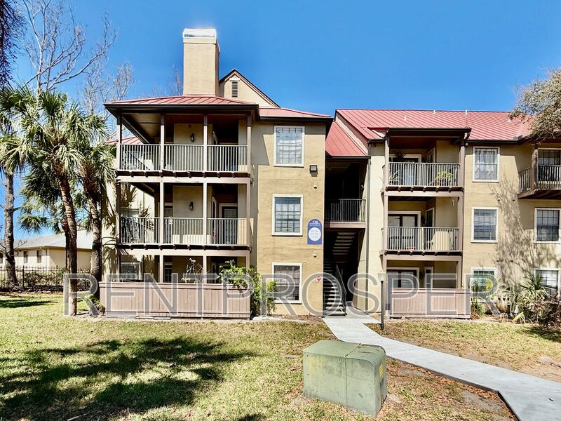 Altamonte Springs Condo: 238 Afton Square