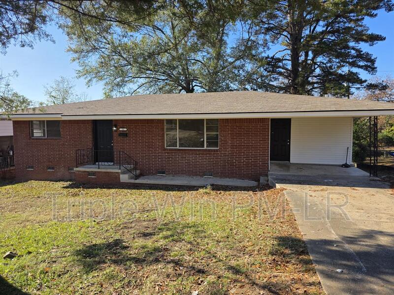 North Little Rock House: 15 Cliffwood Circle