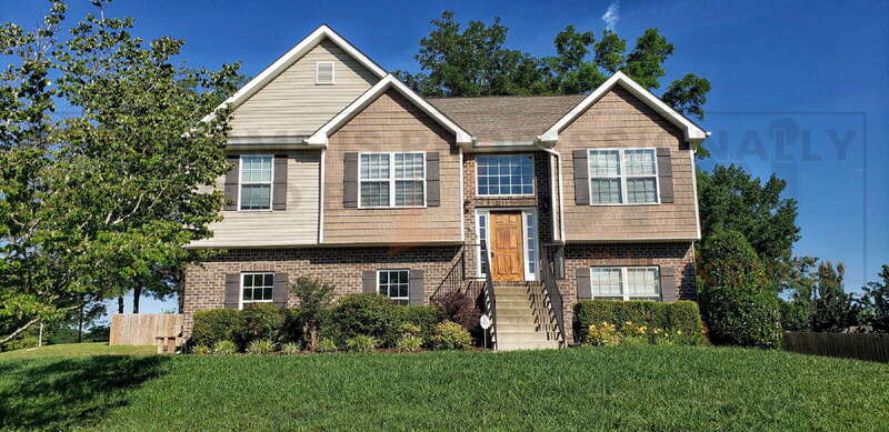 Clarksville House: 1487 Trainer Road