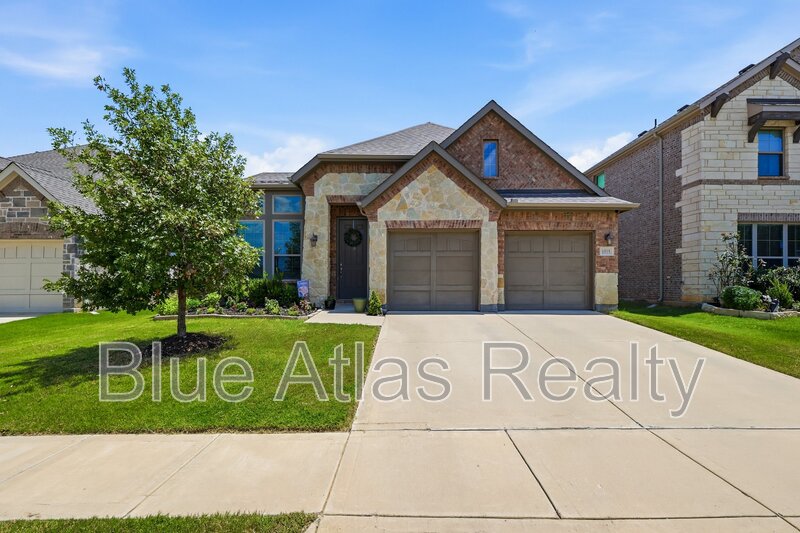 North Richland Hills House: 6808 Switchback Trail