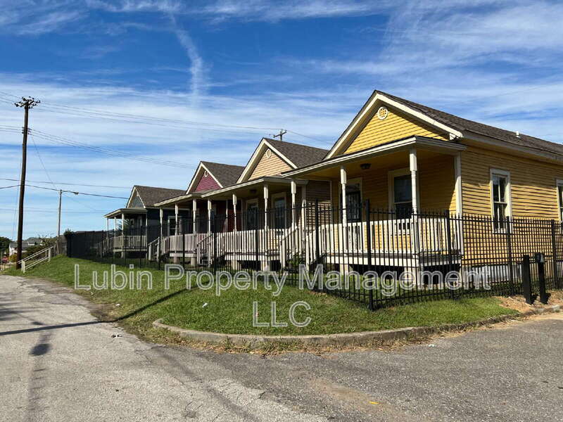 Memphis House: 1062 Delmar Ave