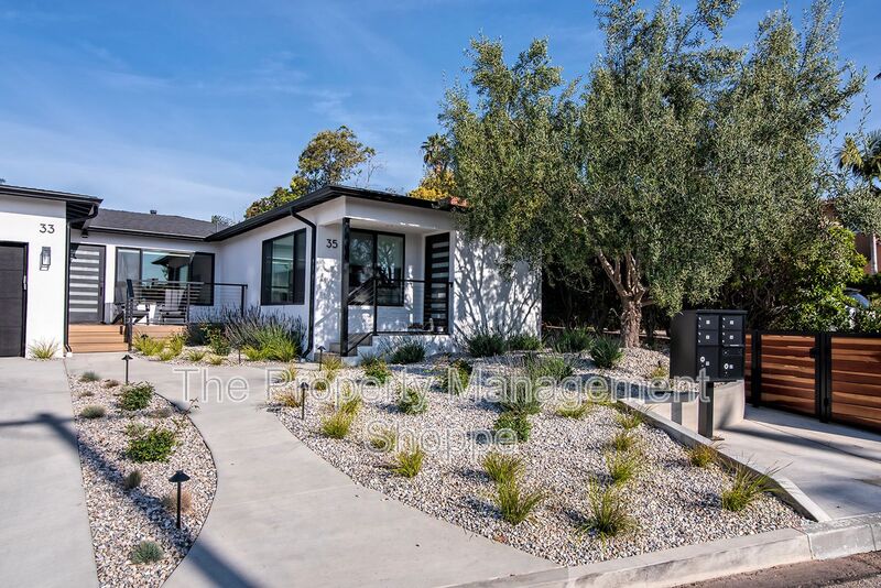 Ventura House: Live Oak 31B