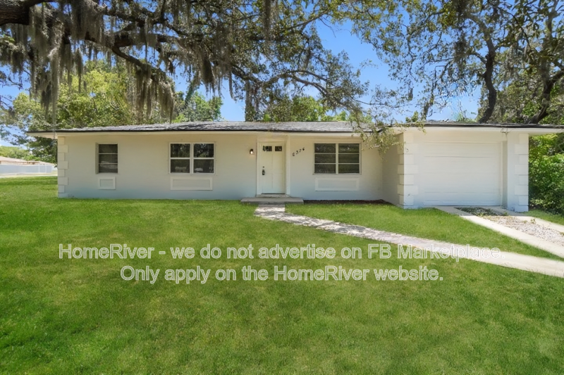 Spring Hill House: 6374 Sunbird Ln