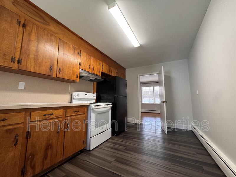 Statesville Condo: 642 E. Broad Street