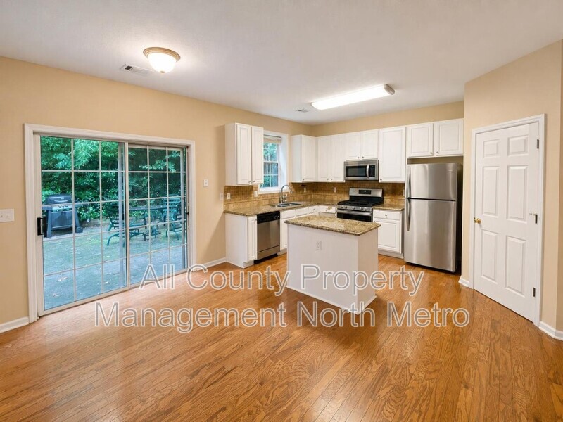 Main Rental Photo 3
