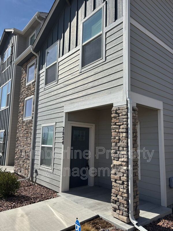 Colorado Springs House: 7824 Woodmen Center Heights