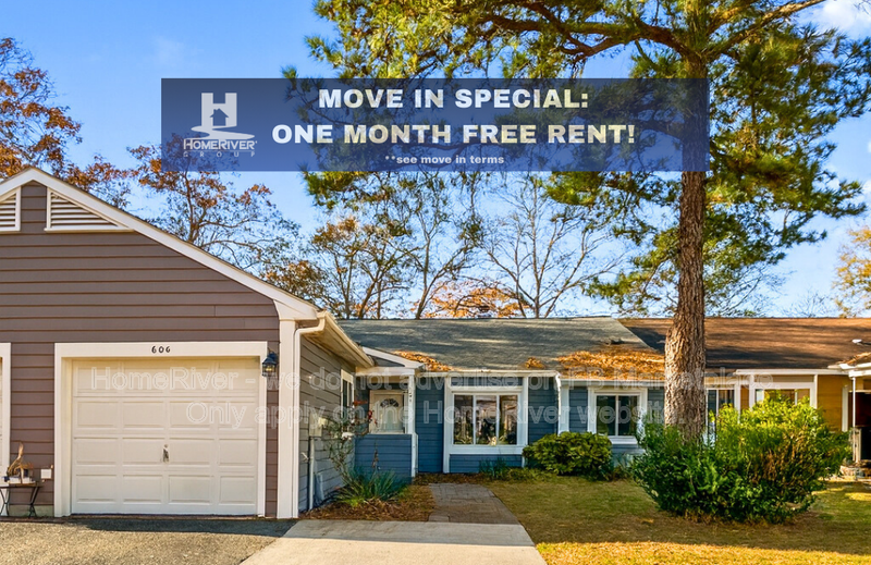 Salisbury House: 604 Edgewater Dr