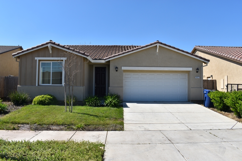 Merced House: 4457 Jennifer Way