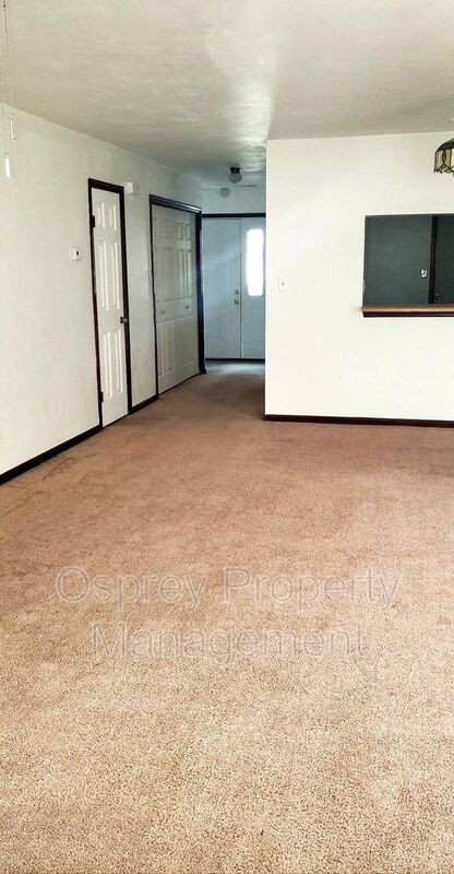3 Bedroom End Unit Town Home - Photo 13