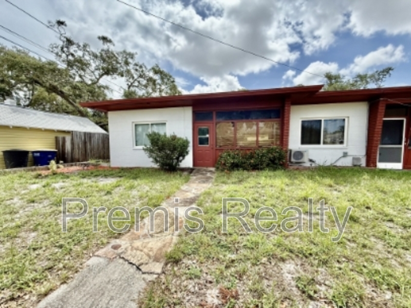 Clearwater Condo: 105 North Lincoln Avenue