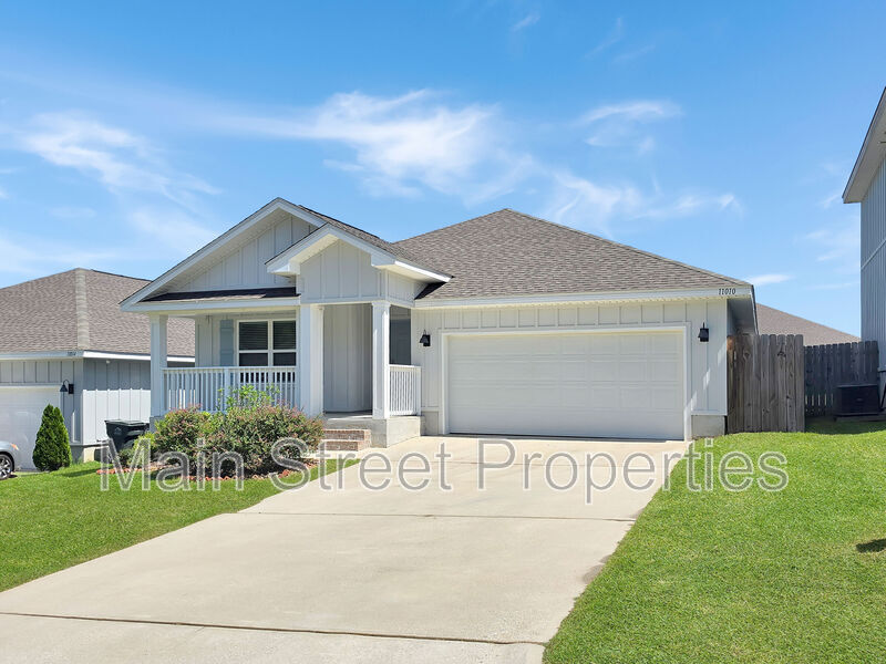 Pensacola House: 11010 Blacktail Loop