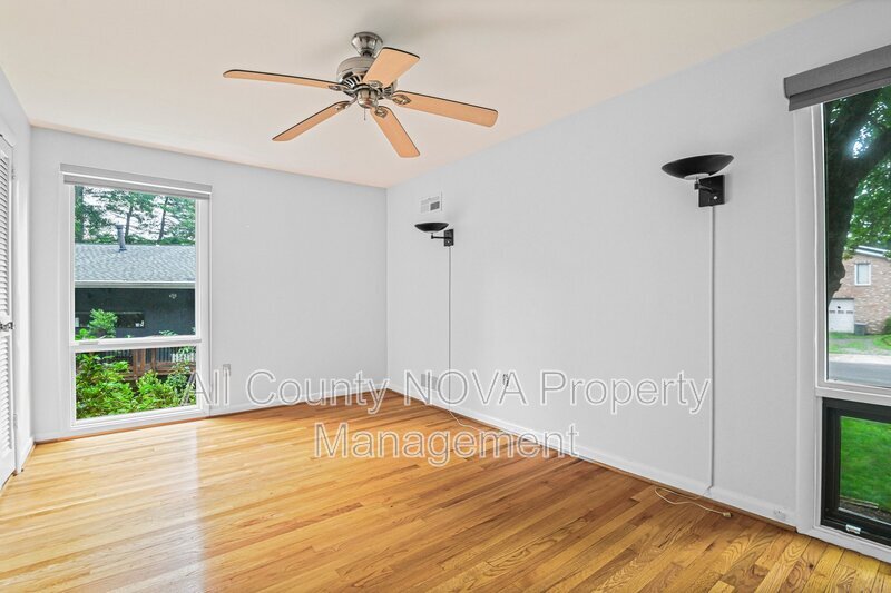 Main Rental Photo 25