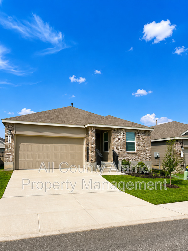Main Rental Photo 3