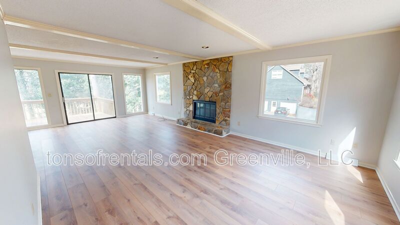 Taylors House: 710 Stallings Rd