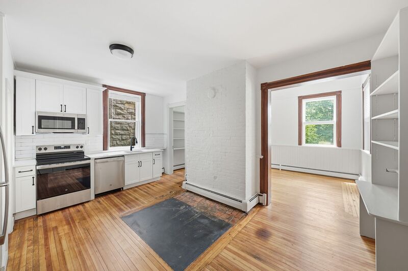 Saratoga Springs Condo: 245 Clinton Street