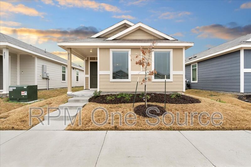 Princeton House: 211 Herman Lane