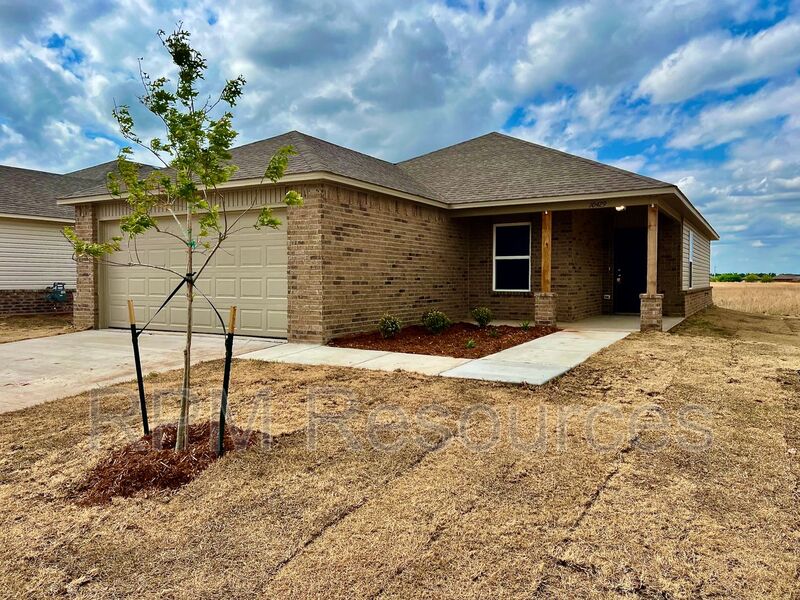 Oklahoma City House: 10429 NW 19th St