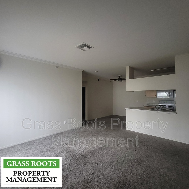 Roseville Condo: 701 Gibson Dr