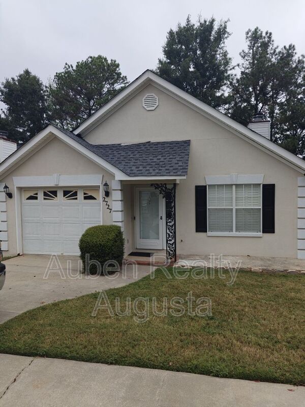 Augusta House: 2727 Brickrun Place