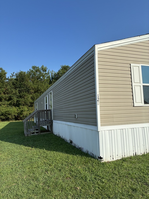 Sharpsburg House: 128 Weaver Circle