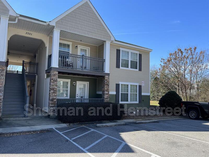 Aiken Apartment: 3800 London Court, Apt 204