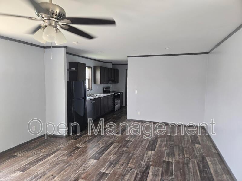 Joplin House: 4511 Dirt Rd