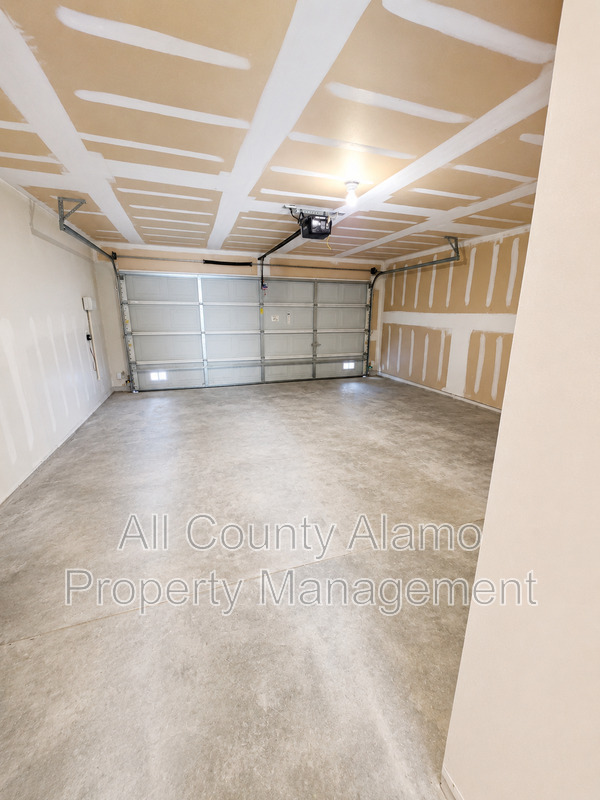 Main Rental Photo 30