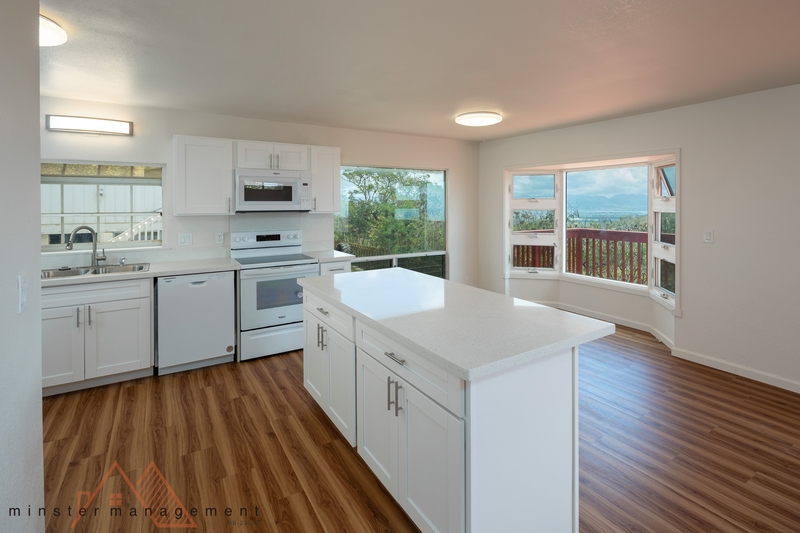 Kapolei House: 92-1209 Makamai Place