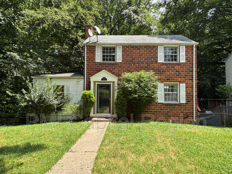 Silver Spring House: 9919 Big Rock Rd