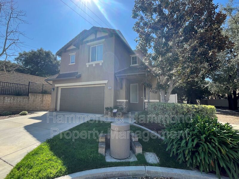 Newbury Park House: 3806 Cayman Ct.