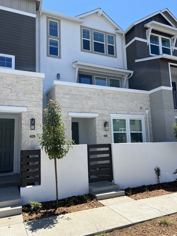 Santa Rosa House: 426 Semillon Lane