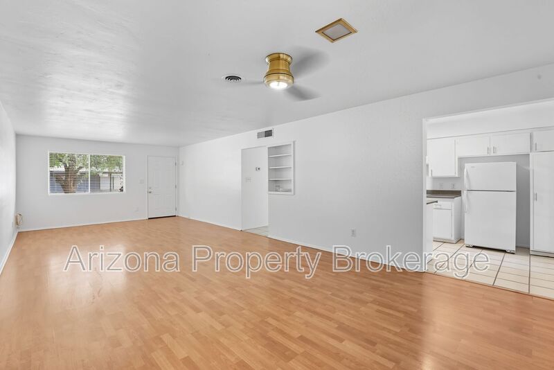 Tempe House: 2110 S. Granada Dr.