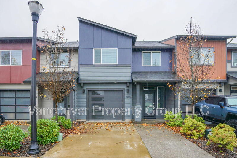 Vancouver Townhome: 11805 Northeast 108th Street