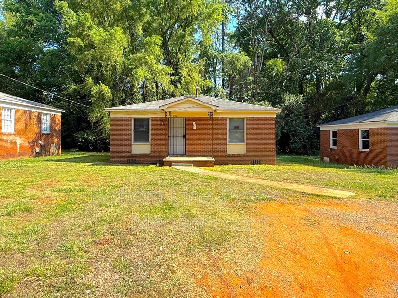 Charlotte House: 2605 Remington St