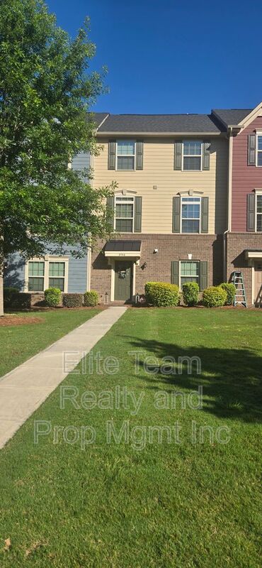 Charlotte Townhome: 3746 Speer Boulevard